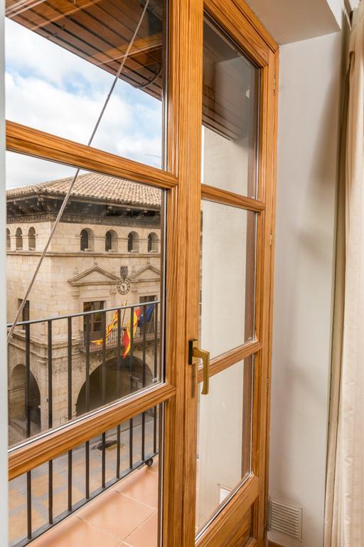 Apartamentos Plaza Mayor Valderrobres Exteriér fotografie